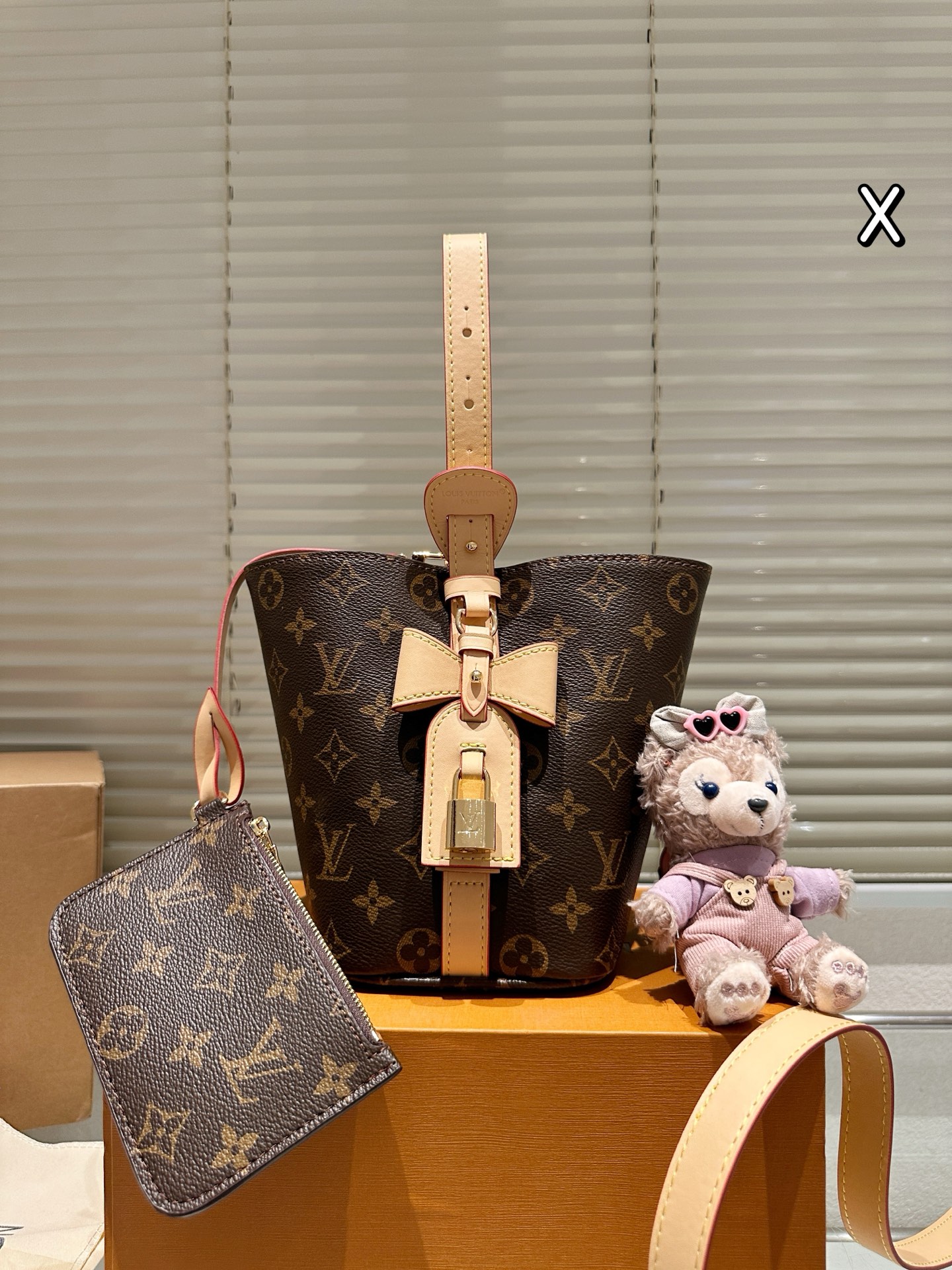 Louis Vuitton All-in Bb Handbag, Effortless Icon, Everyday Elegance