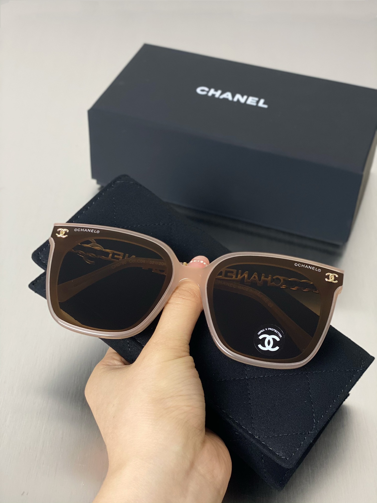 Chanel Ch3436 Cat-eye Sunglasses, The Ultimate Street Style Essential